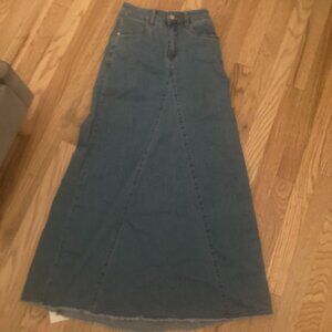 Blank denim fringe skirt-no back pockets xs
